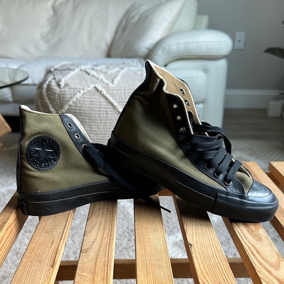 **RARE** Converse All Star Chuck Taylor Classic Made in USA! Size Men’s 4 1/2 - Picture 1 of 13